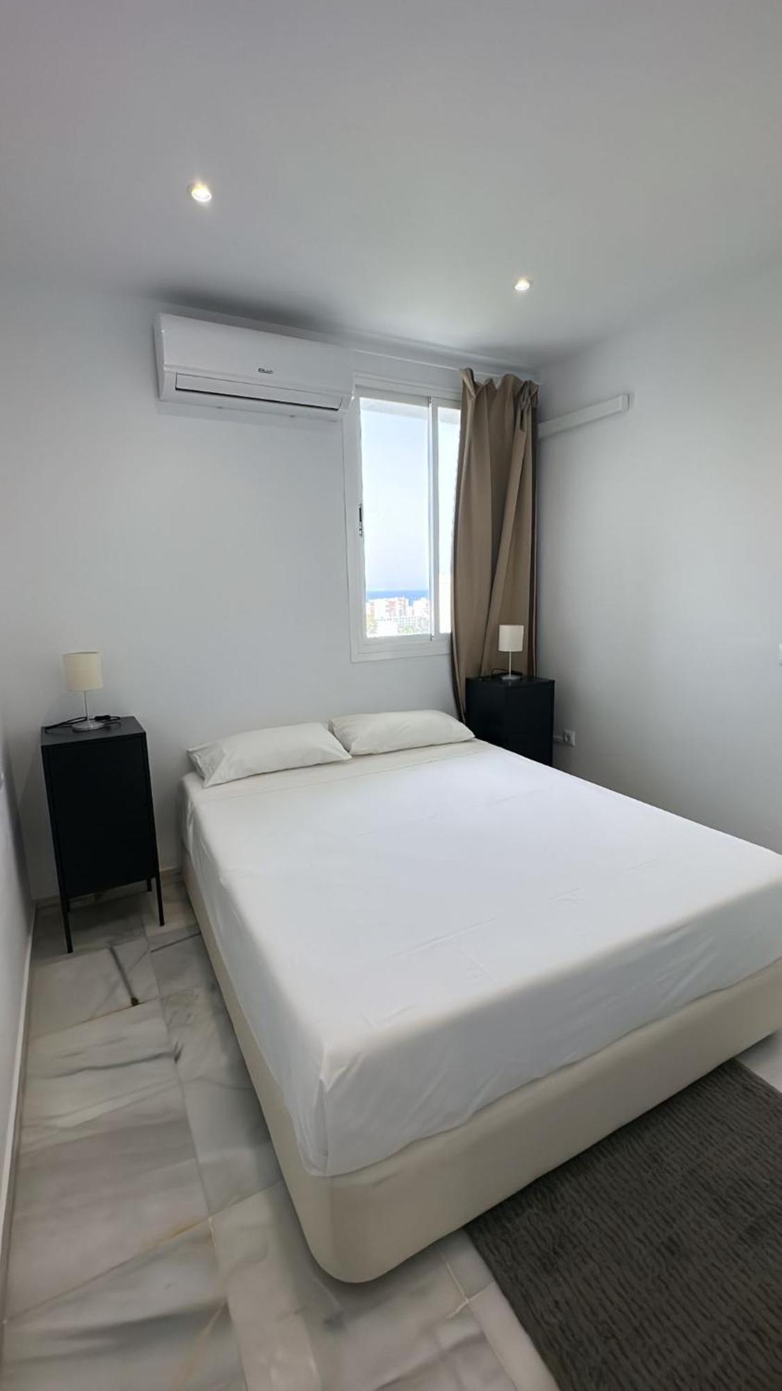 Apt Buenavista En Torremolinos Increibles Vistas Hacia Malaga 5Min Del Centro Y De La Playa Oda fotoğraf